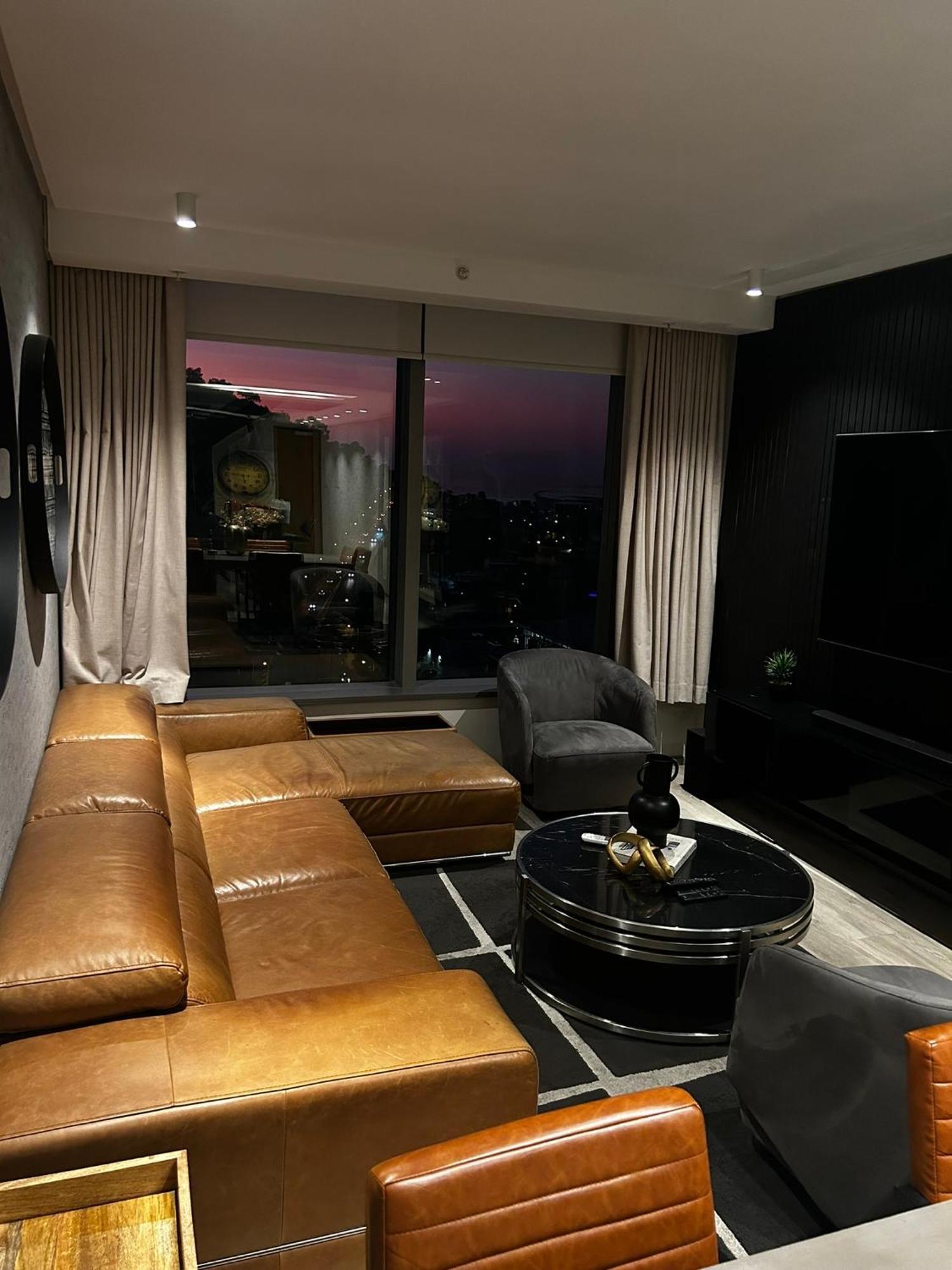 Apartment 1617 Penthouse/apartment *